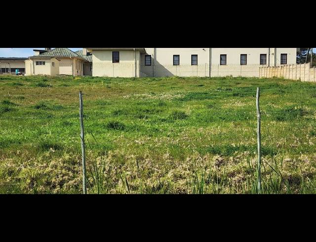 895M² VACANT LAND FOR SALE IN ALBERTINIA